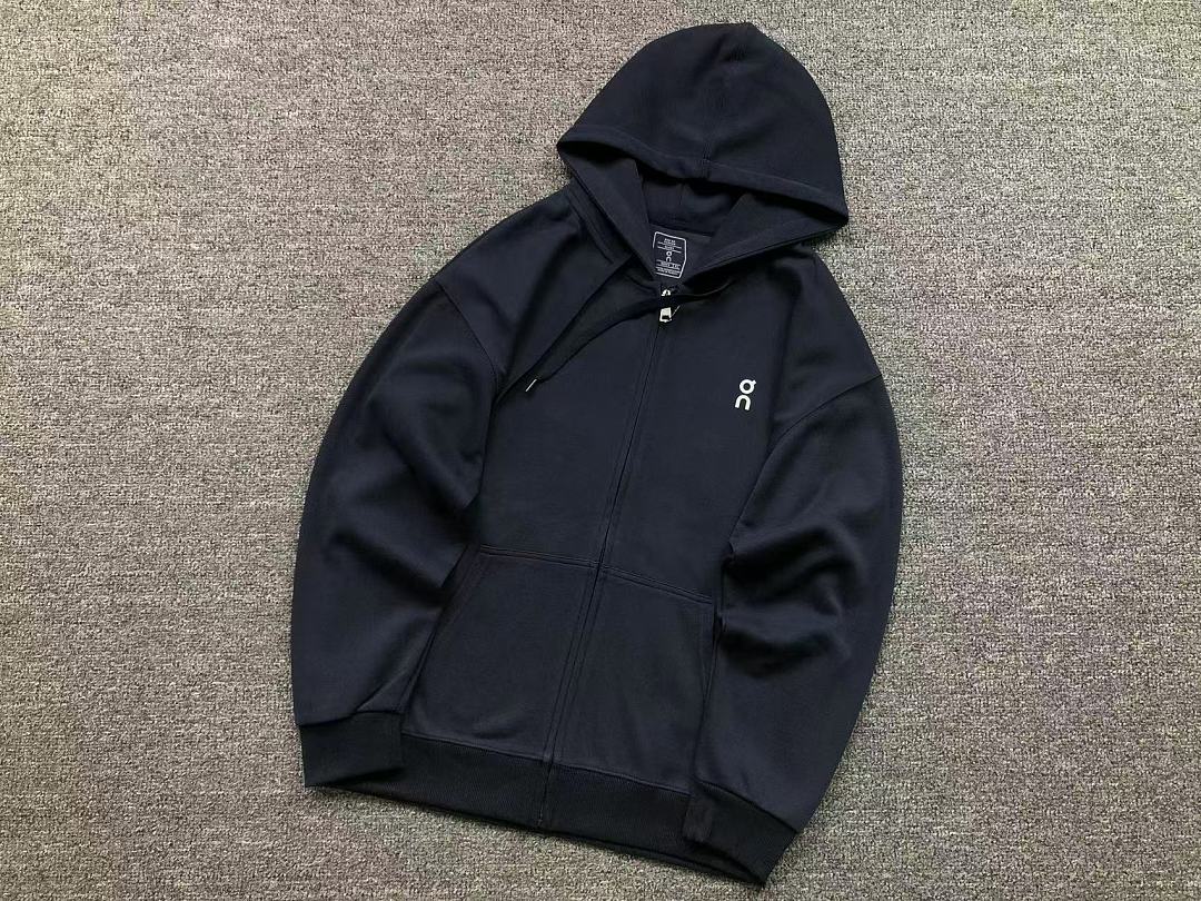 On Running 188 ON HOODIE 2207310404 (Im 170Cm 60Kg I Wear Size XL In The Phot) - Image 8