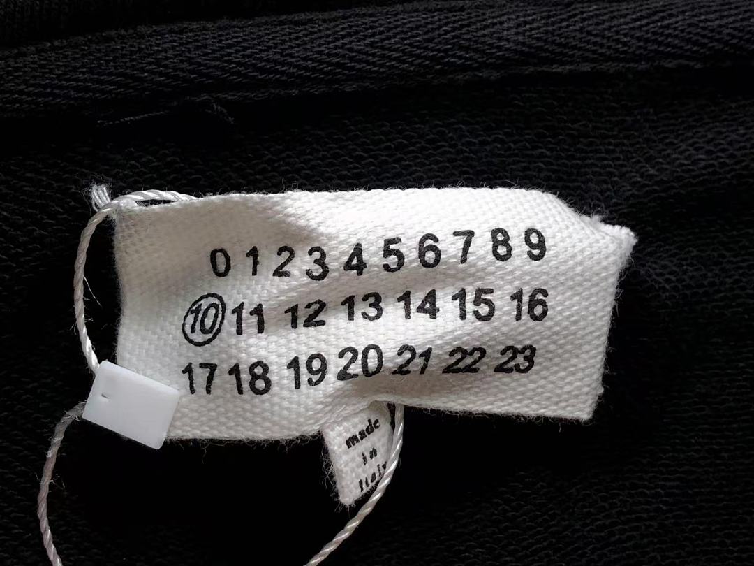 On Running 158 MAISON MARGIELA HOODIE 58260786 (Im 170Cm 60Kg I Wear Size 46 In The Phot) - Image 17