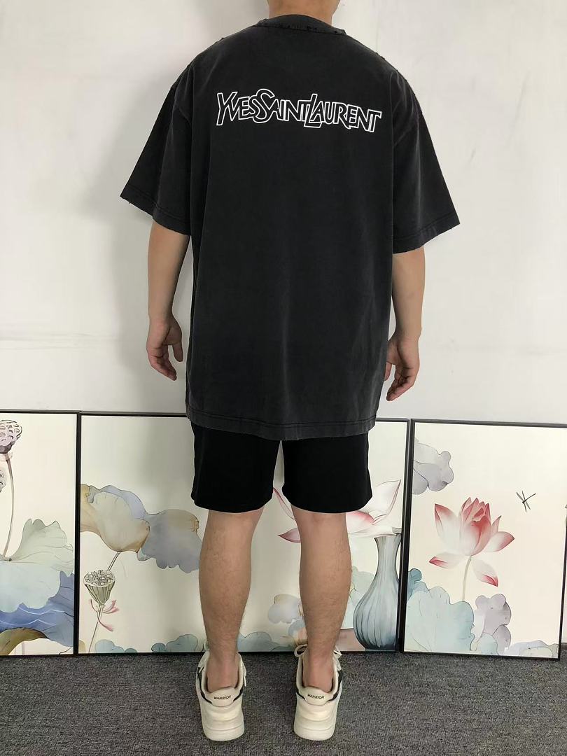 Saint Laurent 128 SA⭐⭐T ⭐⭐U⭐⭐NT T-SHIRT 42042912133 (Im 170Cm 60Kg I Wear Size 2XL In The Phot) - Image 4