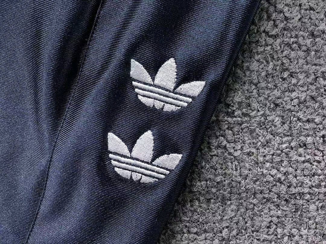 Adidas SHORTS A⭐I⭐AS LONG SLEEVED - Image 28