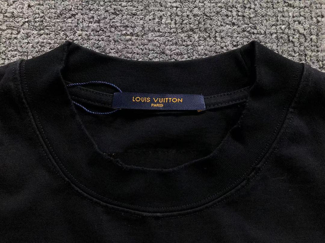 Louis Vuitton 158 L⭐ T-SHIRT 52418116147 (Im 170Cm 60Kg I Wear Size L In The Phot) - Image 20