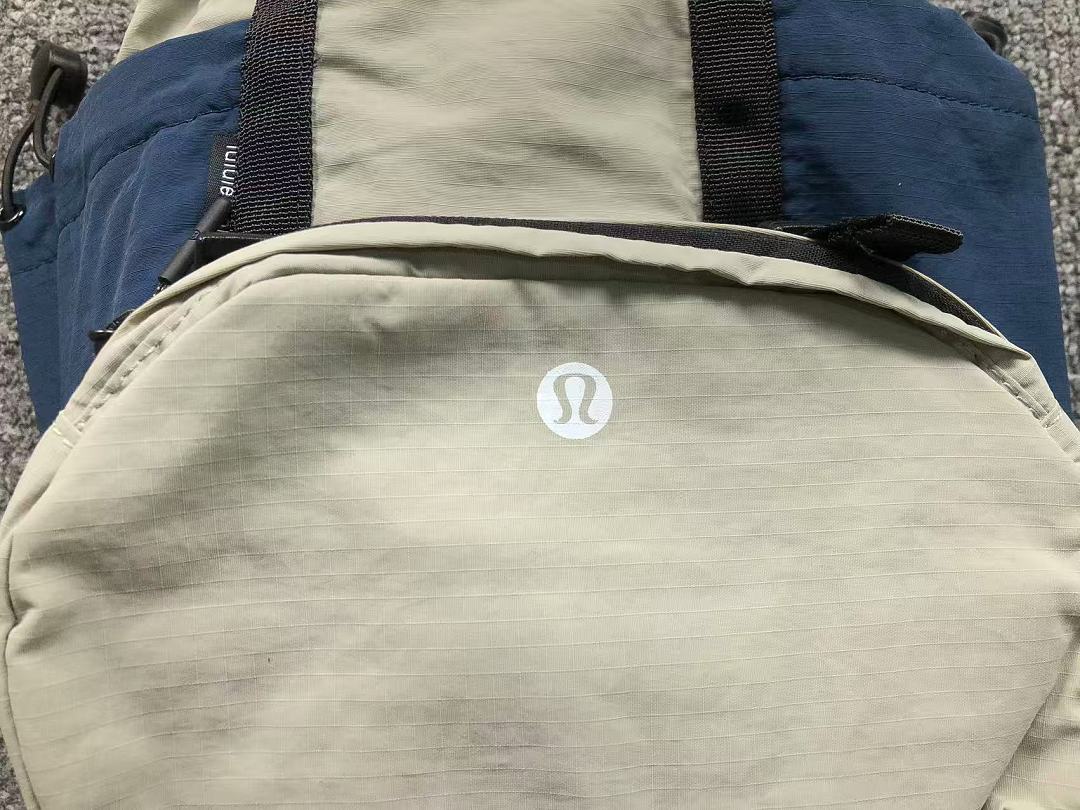 On Running 218 LULULEMON BAG 3205080523 (Long 19CM* Wide 8CM* High 32CM) - Image 15