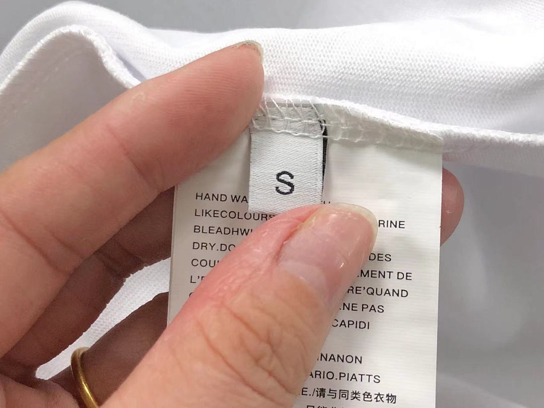 Chanel 128 SAINT MICHAEL LONG SLEEVED 3110080917 (Im 170Cm 60Kg I Wear Size S In The Phot) - Image 15