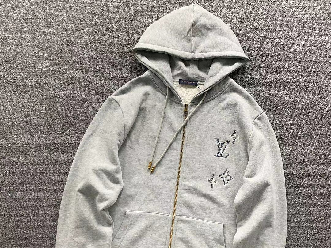 Louis Vuitton 258 L⭐ HOODIE 3208191121 (Im 170Cm 60Kg I Wear Size M In The Phot) - Image 7
