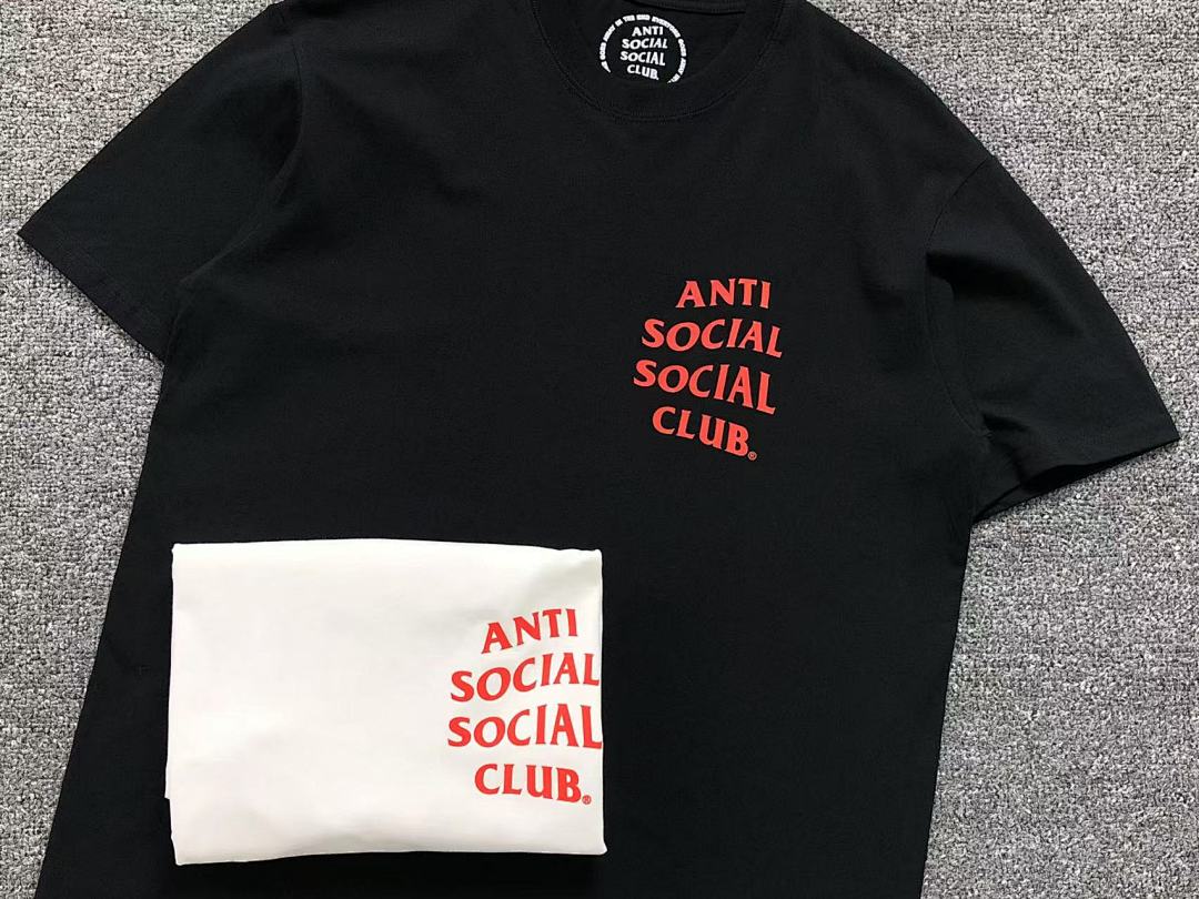 Christian Louboutin 85 ANTI SOCIAL CLUB T-SHIRT - Image 15