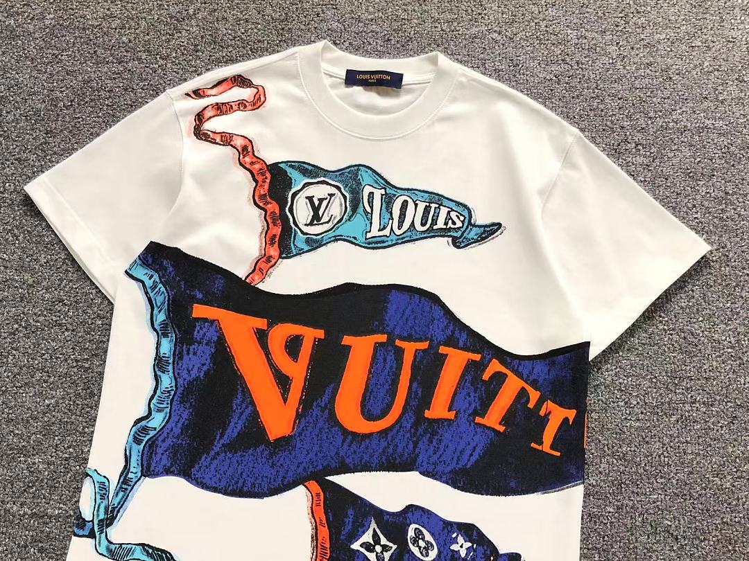Louis Vuitton 125 L⭐ T-SHIRT 2208032915 (Im 170Cm 60Kg I Wear Size S In The Phot) - Image 8