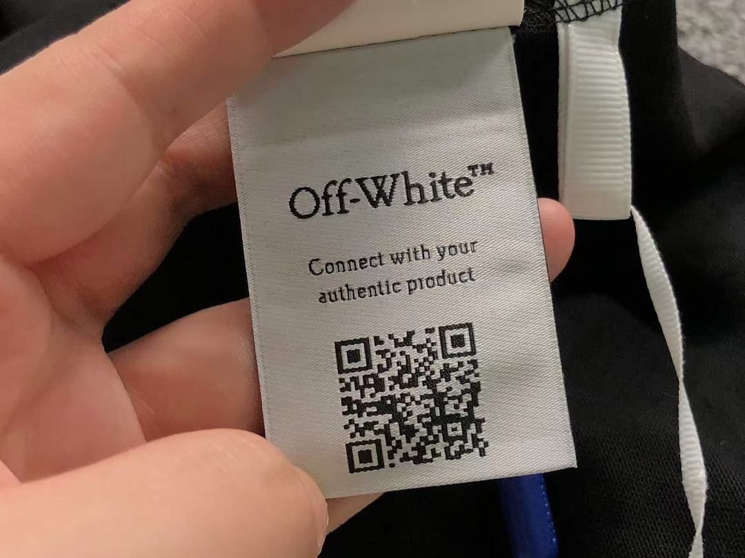 Off-White 139 OFF-WHITE T-SHIRT 5207041019 (Im 170Cm 60Kg I Wear Size M In The Phot) - Image 26