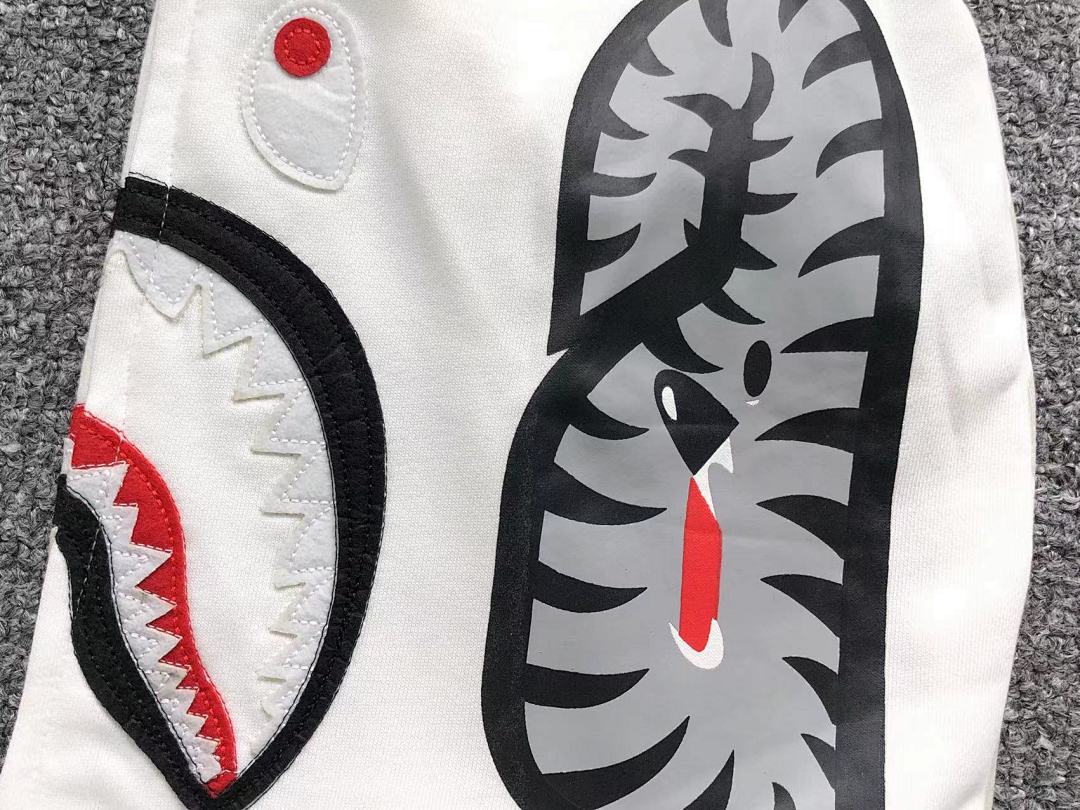 Bape 215 BAPE HOODIE 3203210417 (Im 170Cm 60Kg I Wear Size S In The Phot) - Image 13