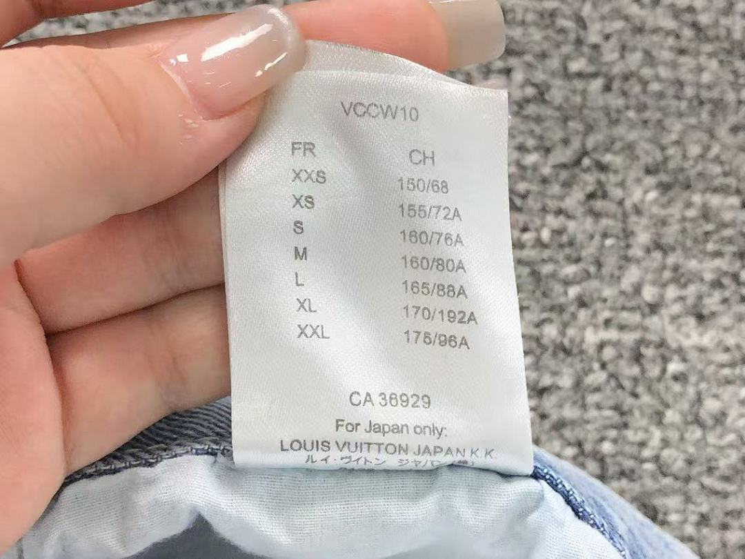 Louis Vuitton 198 L⭐ - Image 22