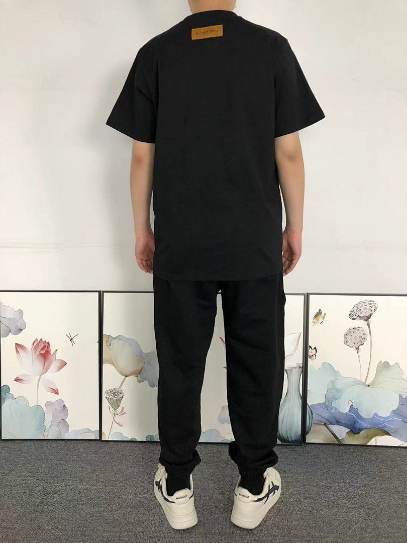 Louis Vuitton 115 L⭐ T-SHIRT 3105120860 (Im 170Cm 60Kg I Wear Size M In The Phot) - Image 4