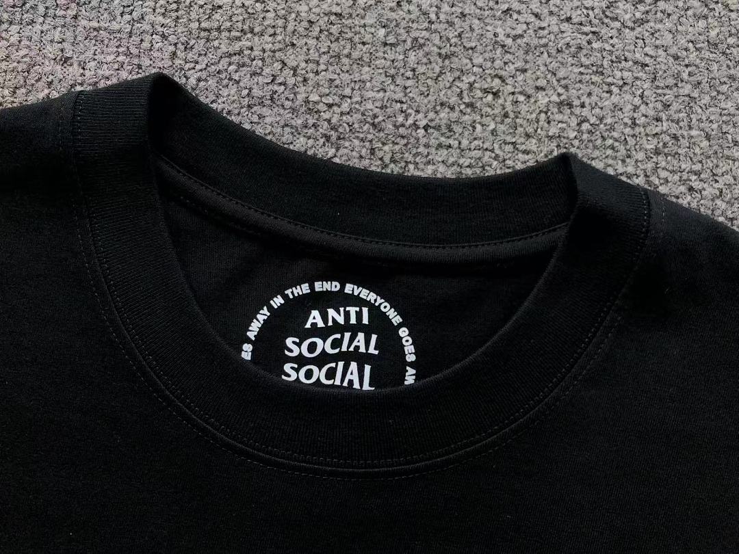 Christian Louboutin 88 ANTI SOCIAL CLUB T-SHIRT 126211402 (Im 170Cm 60Kg I Wear Size L In The Phot) - Image 18