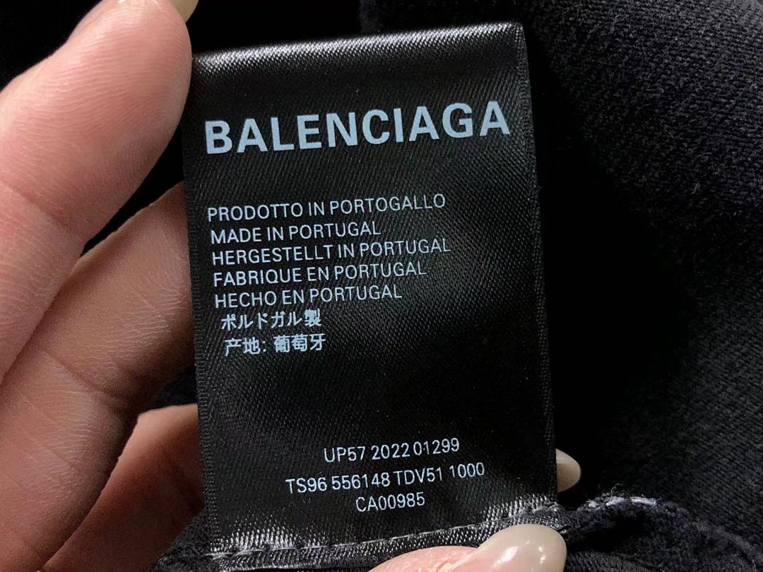 Balenciaga 98 B⭐L⭐⭐⭐IA⭐A T-SHIRT 5212219136 (Im 170Cm 60Kg I Wear Size M In The Phot) - Image 15