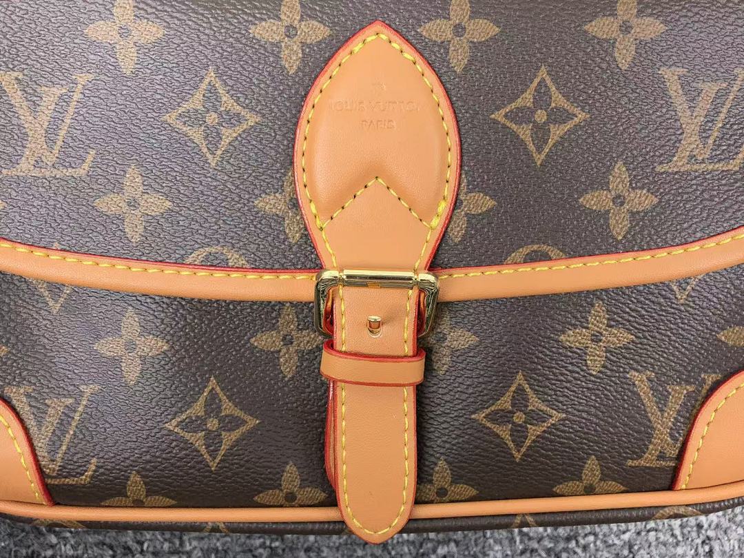 Louis Vuitton 458 L⭐ BAG 412231524 (Long 25CM* Wide 9CM* High 17CM) - Image 12