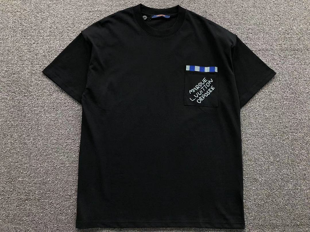 Louis Vuitton 115 L⭐ T-SHIRT 215141621 (Im 170Cm 60Kg I Wear Size S In The Phot) - Image 7