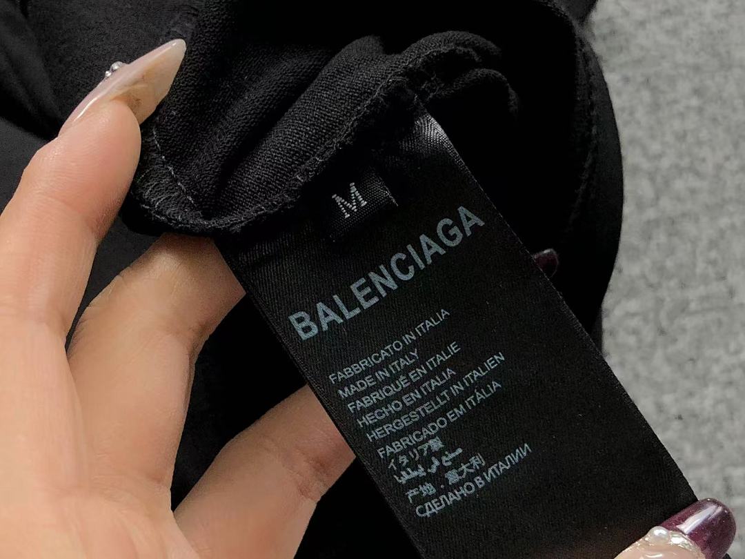 Balenciaga 115 B⭐L⭐⭐⭐IA⭐A T-SHIRT 5212211136 (Im 170Cm 60Kg I Wear Size M In The Phot) - Image 18