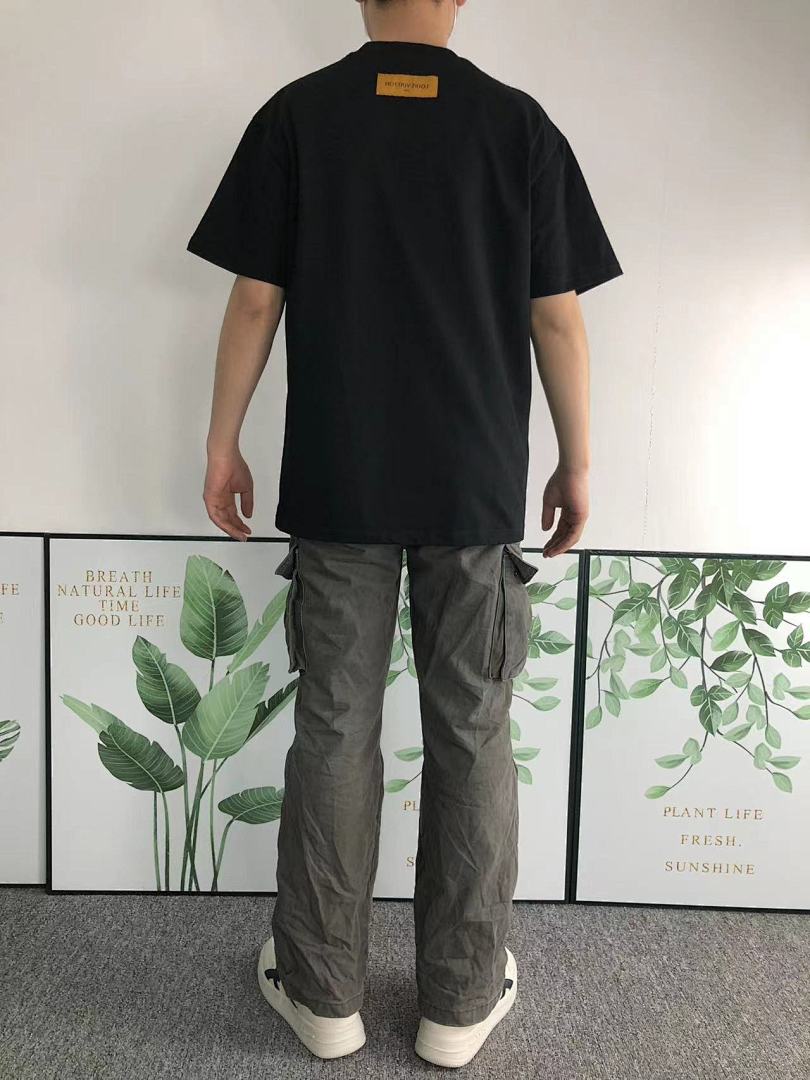 Louis Vuitton 128 L⭐ T-SHIRT 1101170421 (Im 170Cm 57Kg I Wear Size M In The Phot) - Image 4