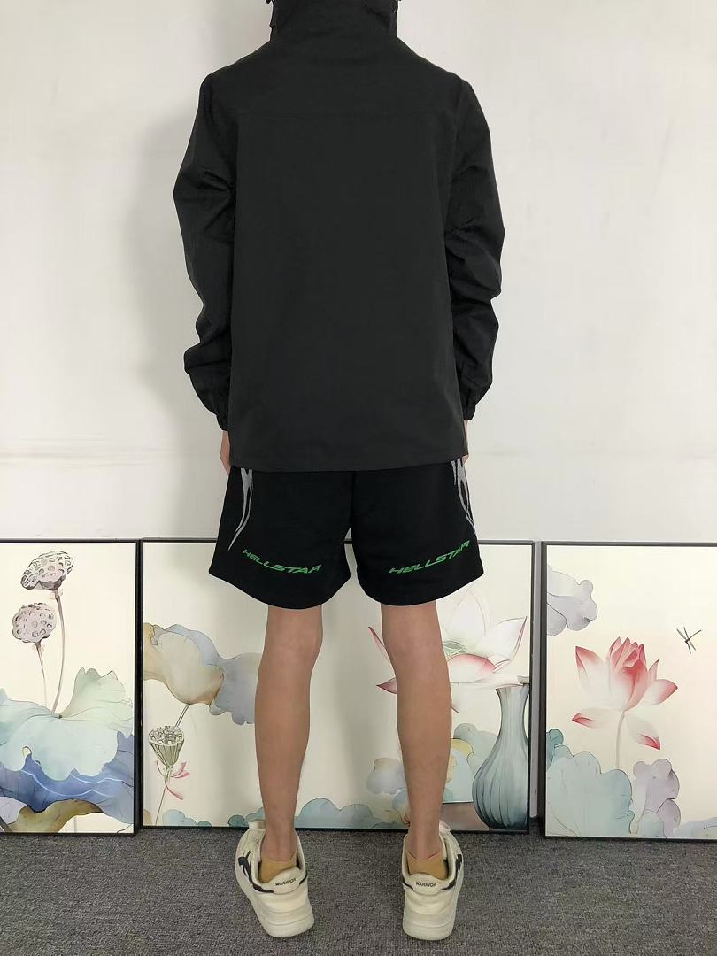 On Running 208 ON JACKET 2207270604 (Im 170Cm 60Kg I Wear Size XL In The Phot) - Image 4