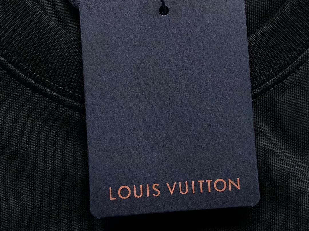 Louis Vuitton 85 L⭐ T-SHIRT 4204140436 (Im 170Cm 60Kg I Wear Size XS In The Phot) - Image 24