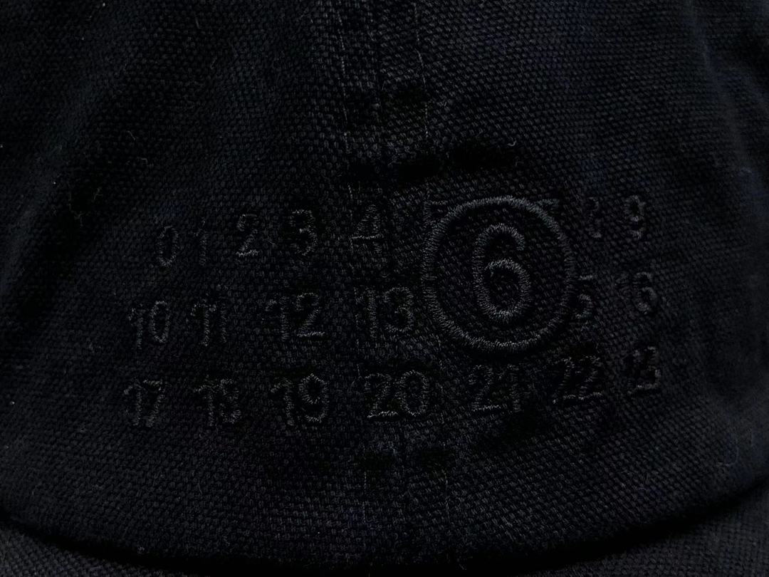 On Running 75 MAISON MARGIELA - Image 7