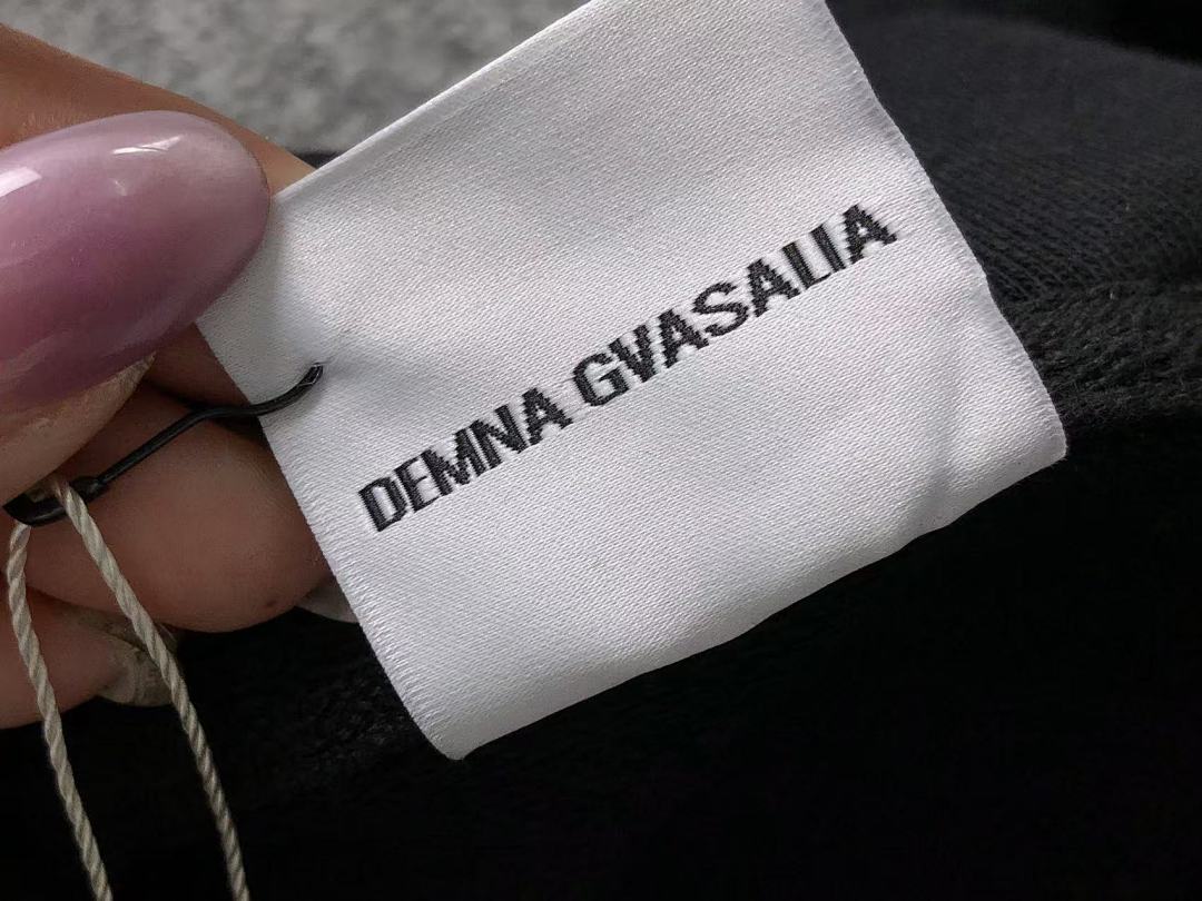 Vetements 175 VETEMENTS - Image 18
