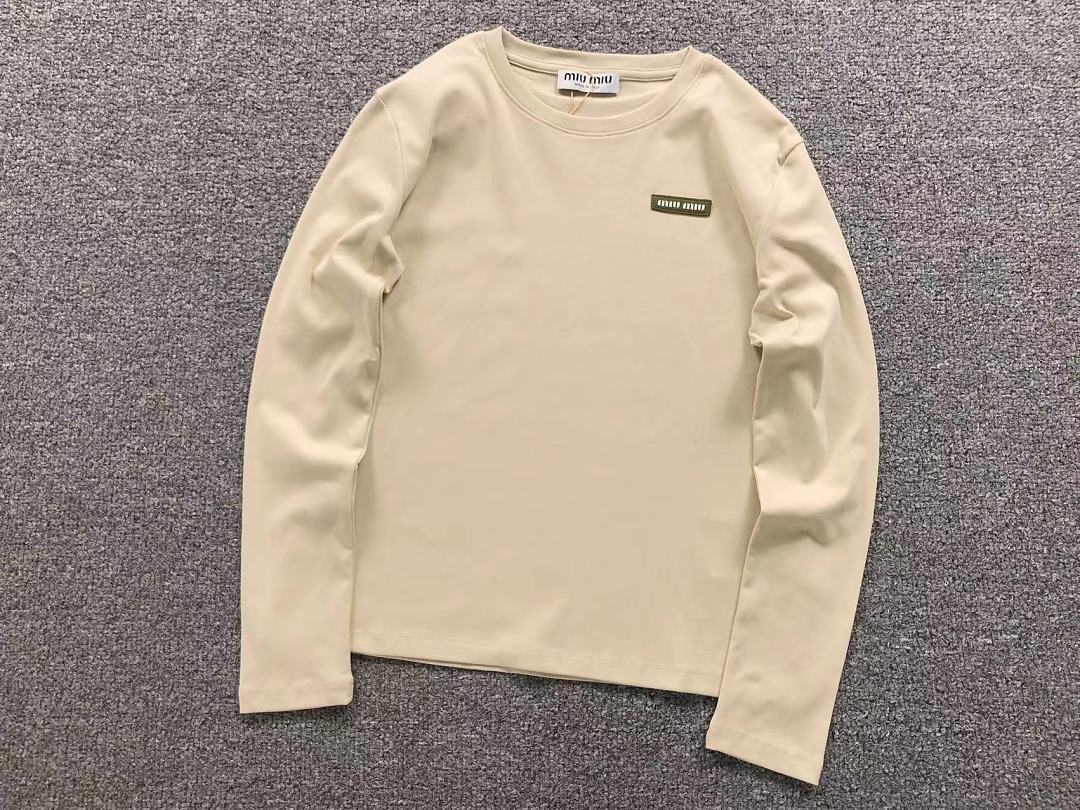 Miu Miu 135 M⭐U LONG SLEEVED FEMAIE - Image 7