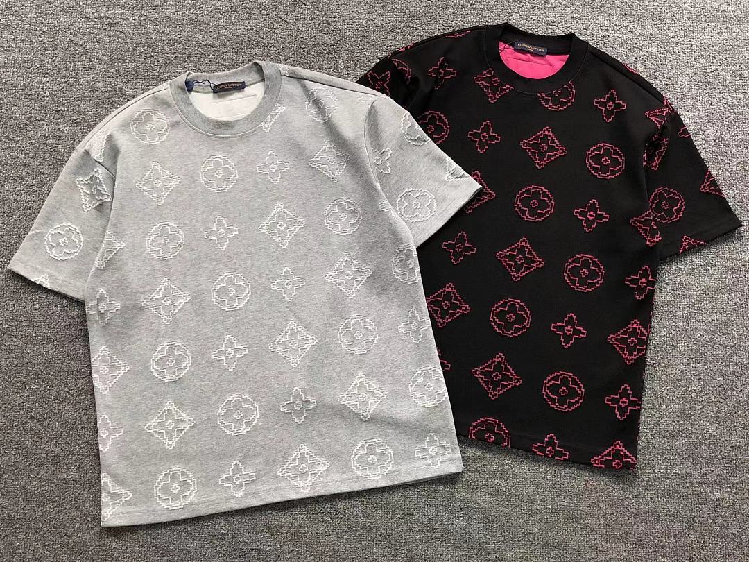 Louis Vuitton 138 L⭐ T-SHIRT 2204263405 (Im 170Cm 60Kg I Wear Size M In The Phot) - Image 5
