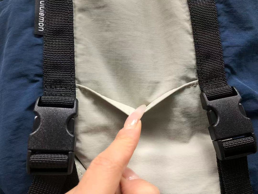 On Running 218 LULULEMON BAG 3205080523 (Long 19CM* Wide 8CM* High 32CM) - Image 30