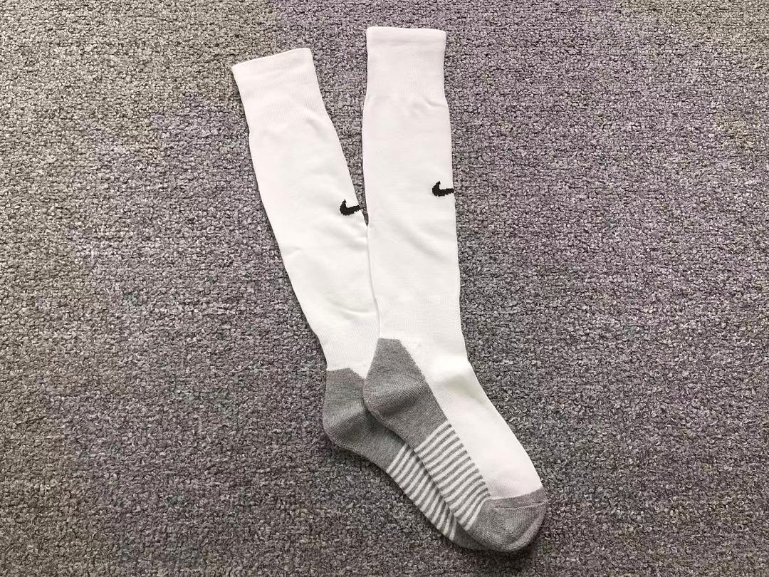 Chanel 39 FOOTBALL SOCKS - Image 4
