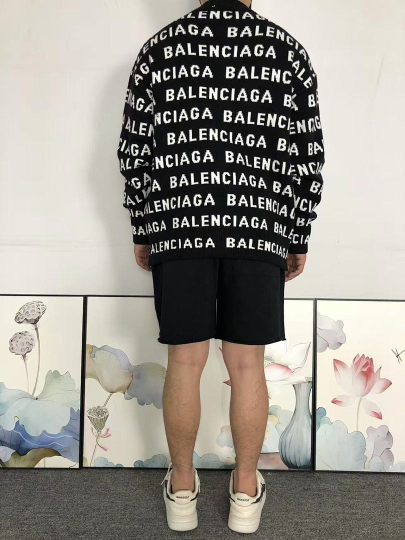 Balenciaga 138 B⭐L⭐⭐⭐IA⭐A SWEATER 41101325146 (Im 170Cm 60Kg I Wear Size M In The Phot) - Image 4