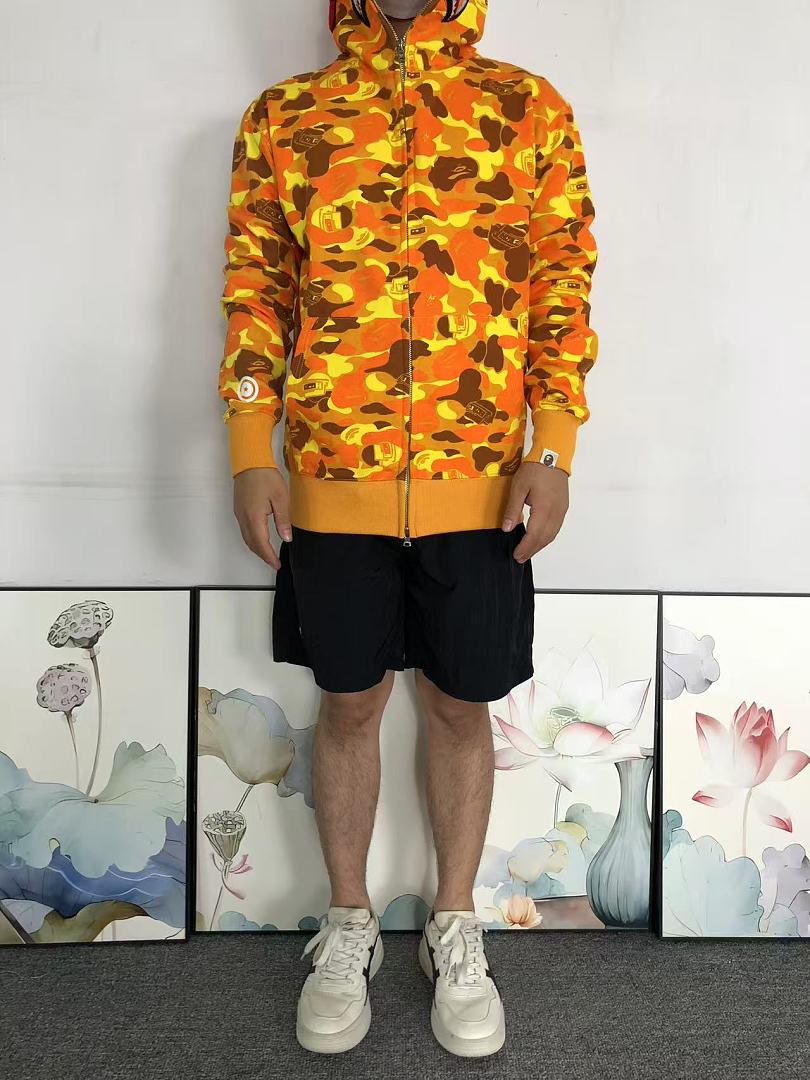 Bape 139 BAPE HOODIE 52070721158 (Im 170Cm 60Kg I Wear Size M In The Phot) - Image 3
