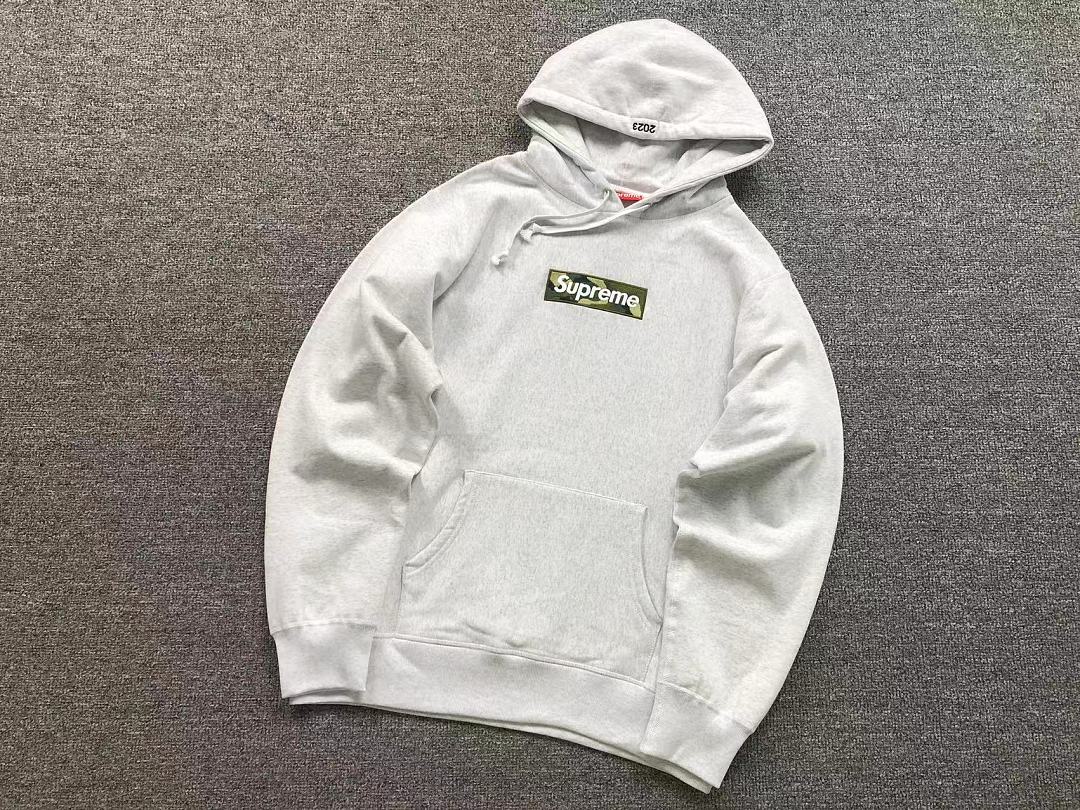 Supreme 215 S⭐⭐R⭐⭐E HOODIE 52071609182 (Im 170Cm 60Kg I Wear Size L In The Phot) - Image 6