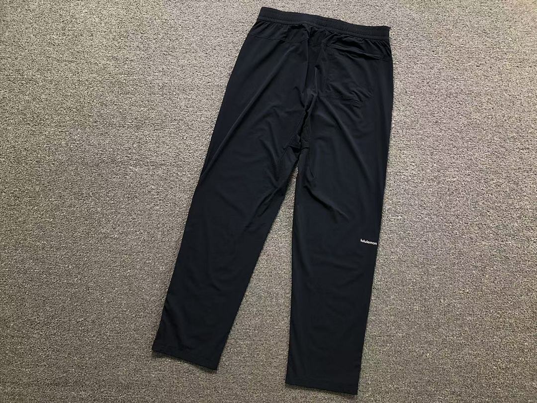 On Running 168 LULULEMON TROUSERS 2204010404 (Im 170Cm 60Kg I Wear Size XL In The Phot) - Image 8