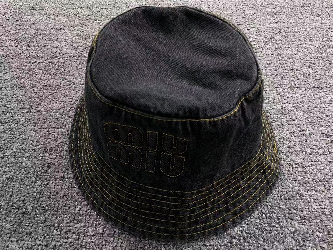 Miu Miu 95 M⭐U - Image 11