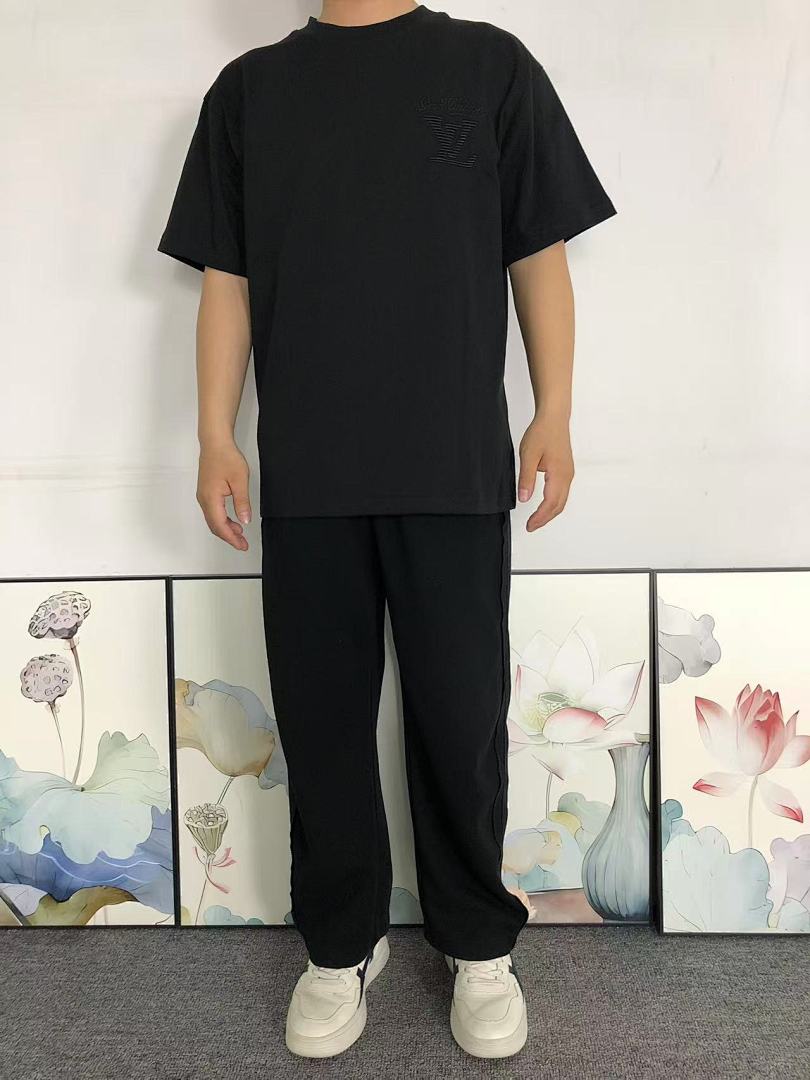 Louis Vuitton 118 L⭐ T-SHIRT 124705104 (Im 170Cm 60Kg I Wear Size S In The Phot) - Image 3