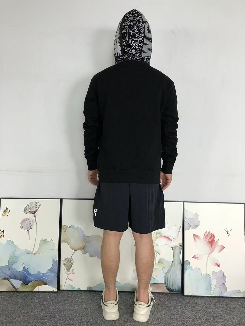 Bape 168 BAPE HOODIE 52070713158 (Im 170Cm 60Kg I Wear Size M In The Phot) - Image 4