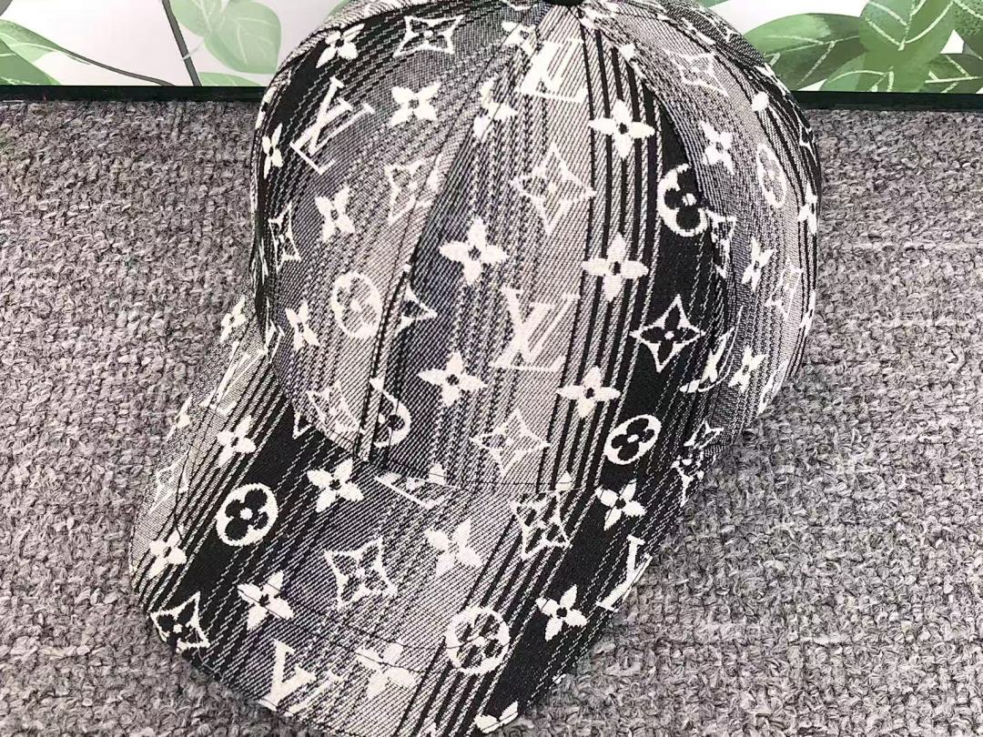 Louis Vuitton 68 L⭐ - Image 15