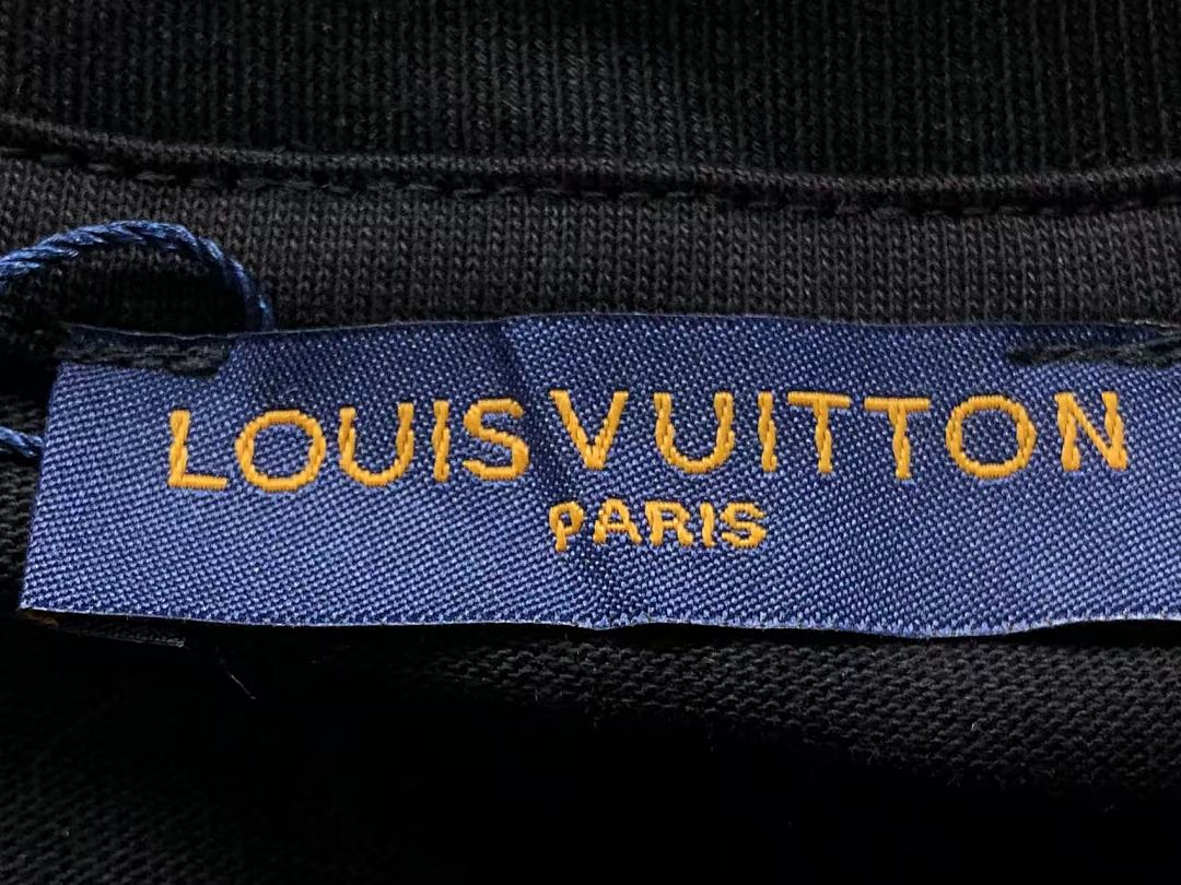 Louis Vuitton 118 L⭐ T-SHIRT 3112032421 (Im 170Cm 60Kg I Wear Size M In The Phot) - Image 18