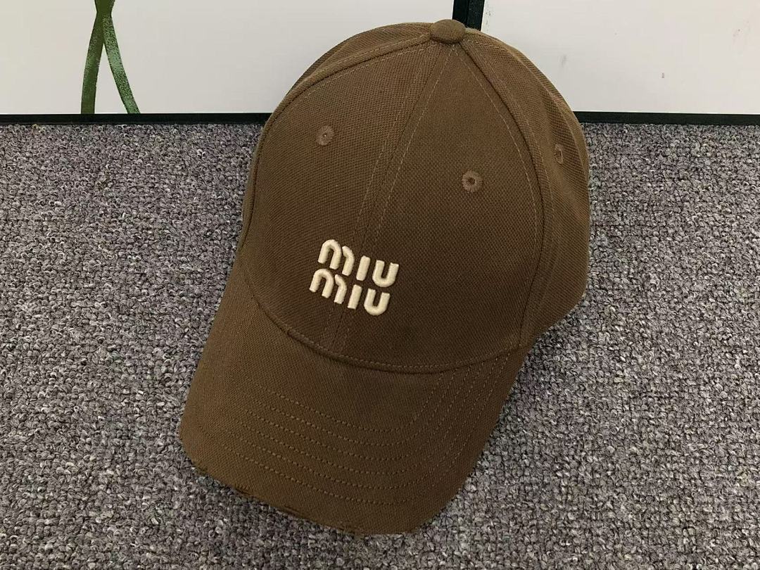 Miu Miu 68 M⭐U - Image 11