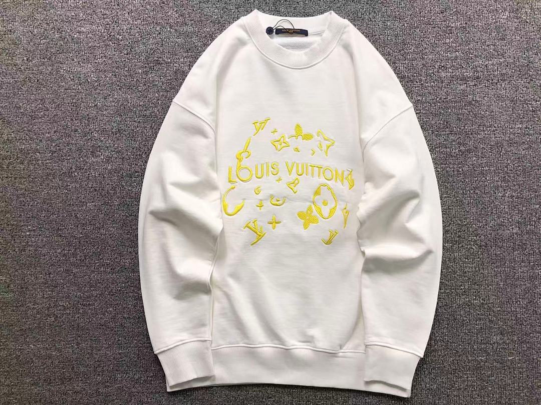 Louis Vuitton 118 L⭐ HOODIE 510201481 (Im 170Cm 60Kg I Wear Size S In The Phot) - Image 5