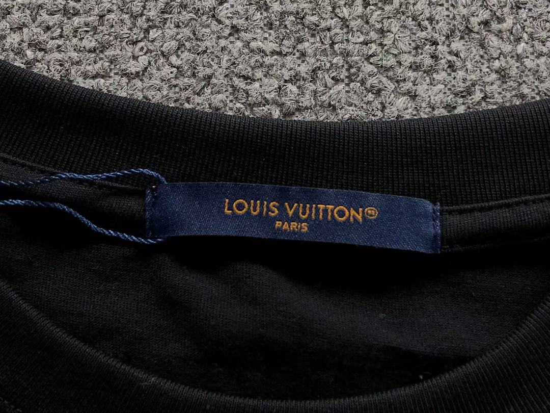 Louis Vuitton 125 L⭐ T-SHIRT 2208032215 (Im 170Cm 60Kg I Wear Size S In The Phot) - Image 20