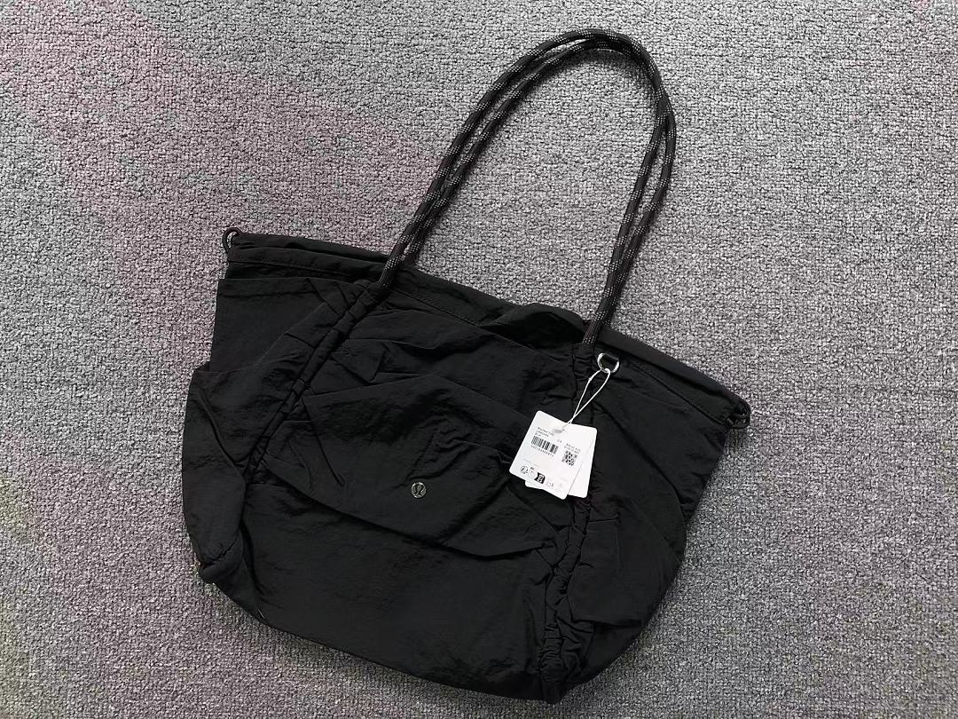 On Running 208 LULULEMON BAG 4208220275 (Long 50CM* High 37CM) - Image 5