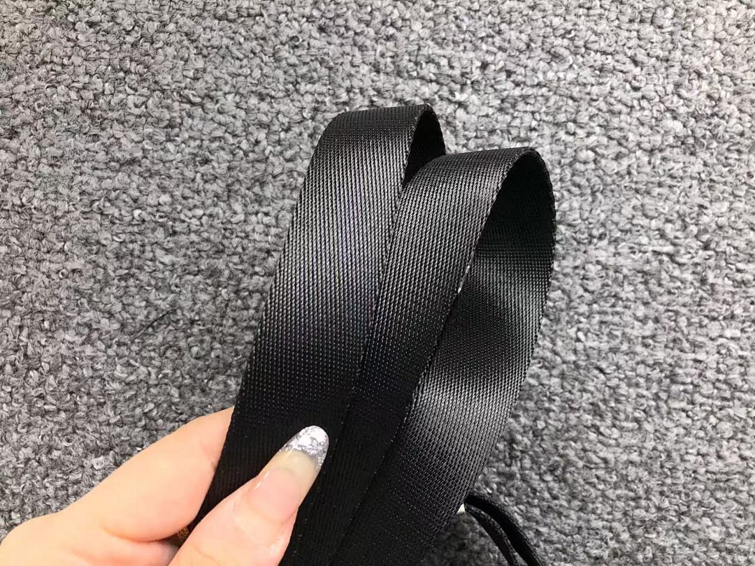On Running 128 LULULEMON BAG 4106032777 (Long 16CM* Wide 7CM* High 20CM) - Image 32