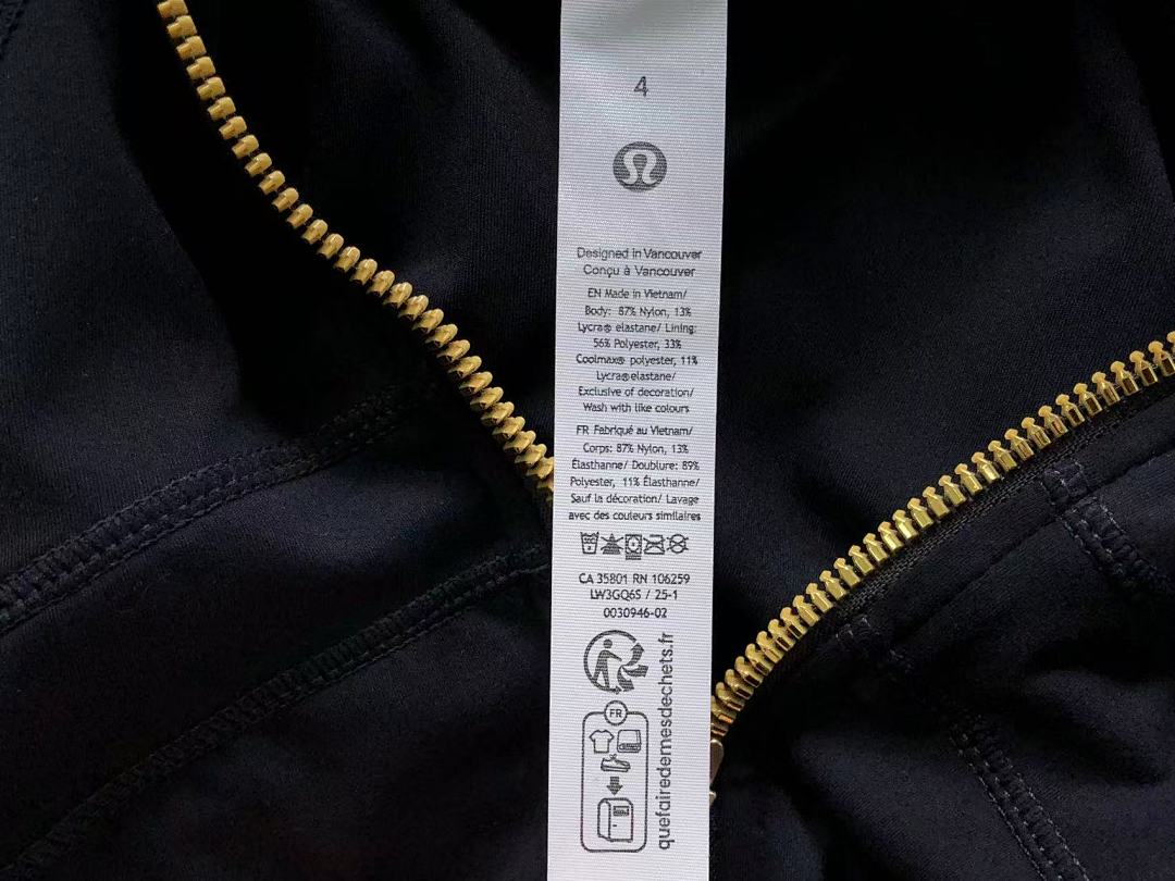 On Running 228 LULULEMON LONG SLEEVED FEMAIE - Image 24