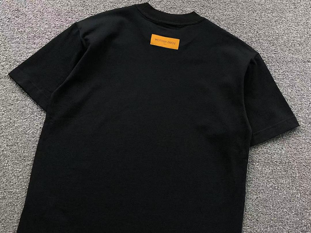 Louis Vuitton 118 L⭐ T-SHIRT 5111406147 (Im 170Cm 60Kg I Wear Size M In The Phot) - Image 23