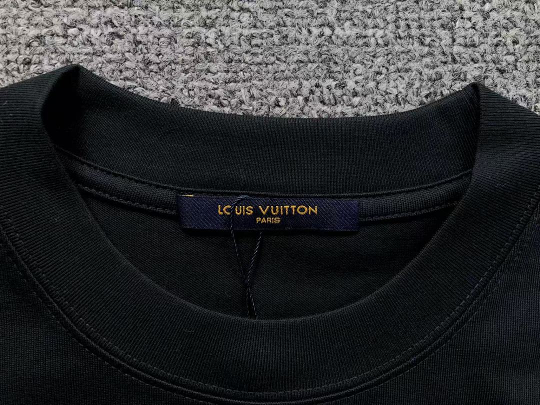 Louis Vuitton 118 L⭐ T-SHIRT 592203147 (Im 170Cm 60Kg I Wear Size M In The Phot) - Image 22