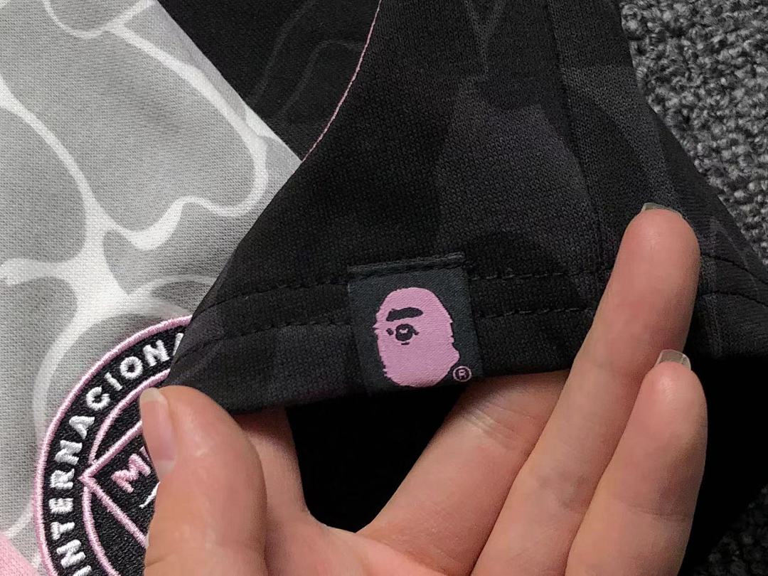 Bape SHORTS119 BAPE T-SHIRT - Image 47