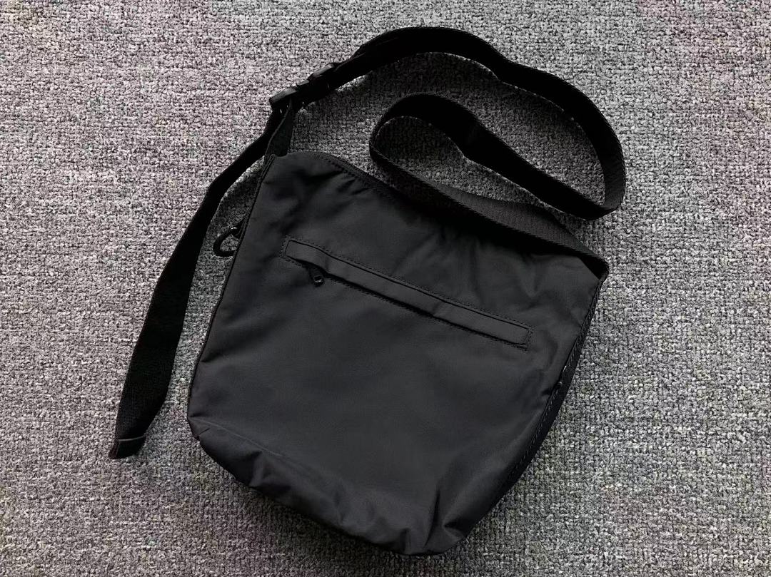 Y-3 235 Y-3 BAG 4107081775 (Long 28CM* Wide 5CM* High 28CM) - Image 6