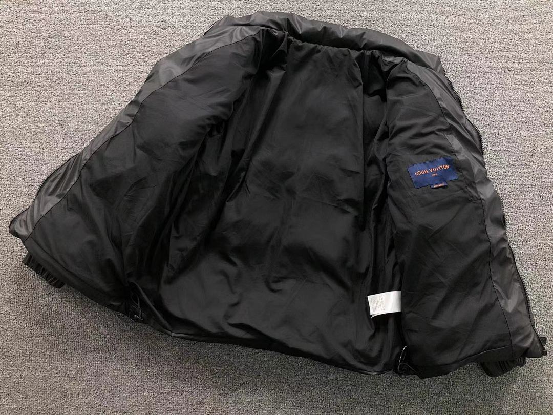 Louis Vuitton 618 L⭐ DOWN JACKETS 218130415 (Im 170Cm 60Kg I Wear Size 52 In The Phot) - Image 29