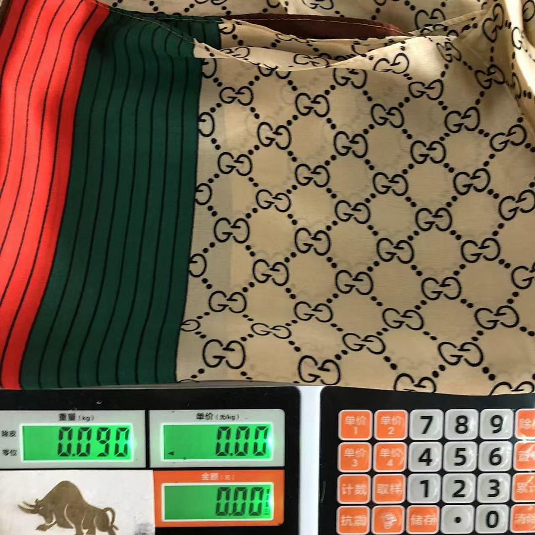 Gucci 85 G⭐C⭐I SCARF 5101101102 (Long 178CM* Wide 90CM*) - Image 11