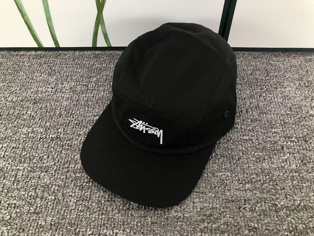 Stussy 68 STUSSY, photo 1